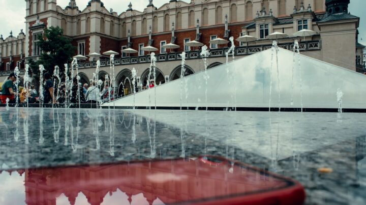 Cyfrowe portfele i płatności mobilne w Polsce: BLIK, Google Pay, Apple Pay – który wybrać i jak bezpiecznie używać?