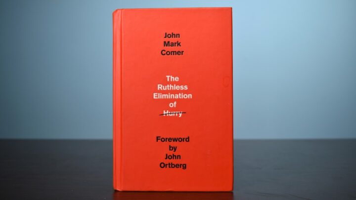 Ekonomia behawioralna w codziennych finansach: Jak Twoje emocje wpływają na portfel i jak podejmować racjonalne decyzje?