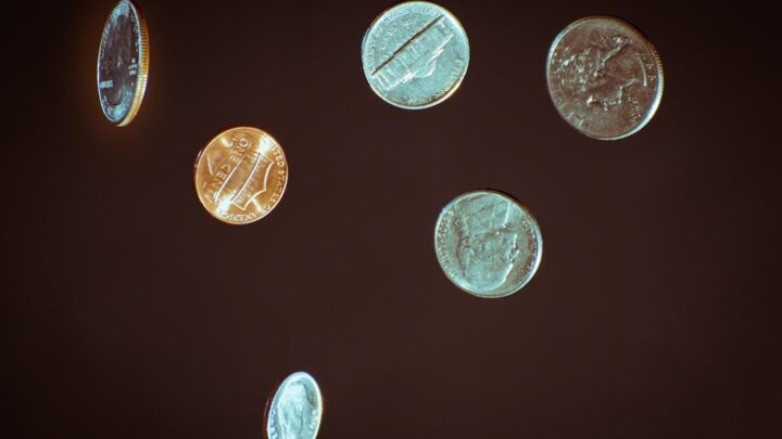 Inwestowanie w fundusze inwestycyjne (TFI) w Polsce: Rodzaje, opłaty i jak wybrać najlepszy?