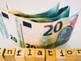 Euro banknotes and inflation blocks