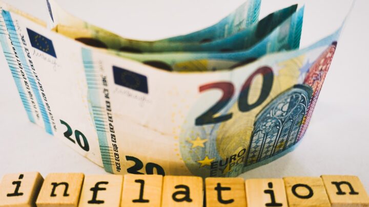 Jak skutecznie chronić swoje inwestycje przed inflacją? Strategie dla długoterminowych oszczędzających