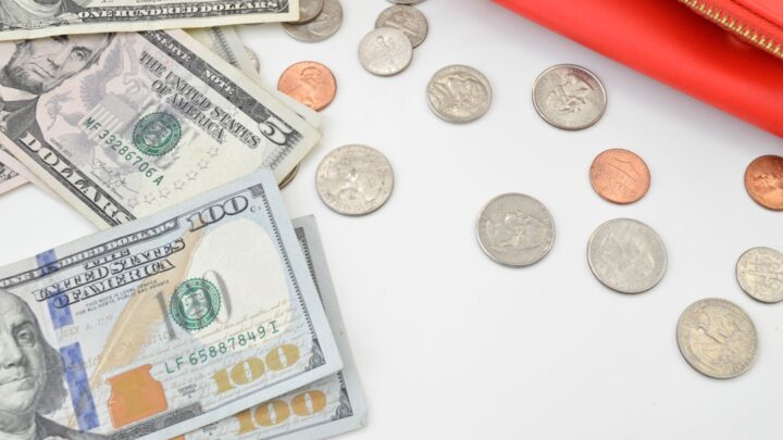 Zabezpieczenie finansowe dla studentów: Jak budować oszczędności i zarządzać budżetem podczas nauki?