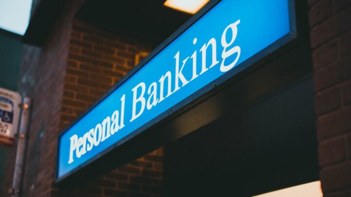 Jak efektywnie wykorzystać Open Banking do personalizacji ofert kredytowych i ubezpieczeniowych w Polsce?