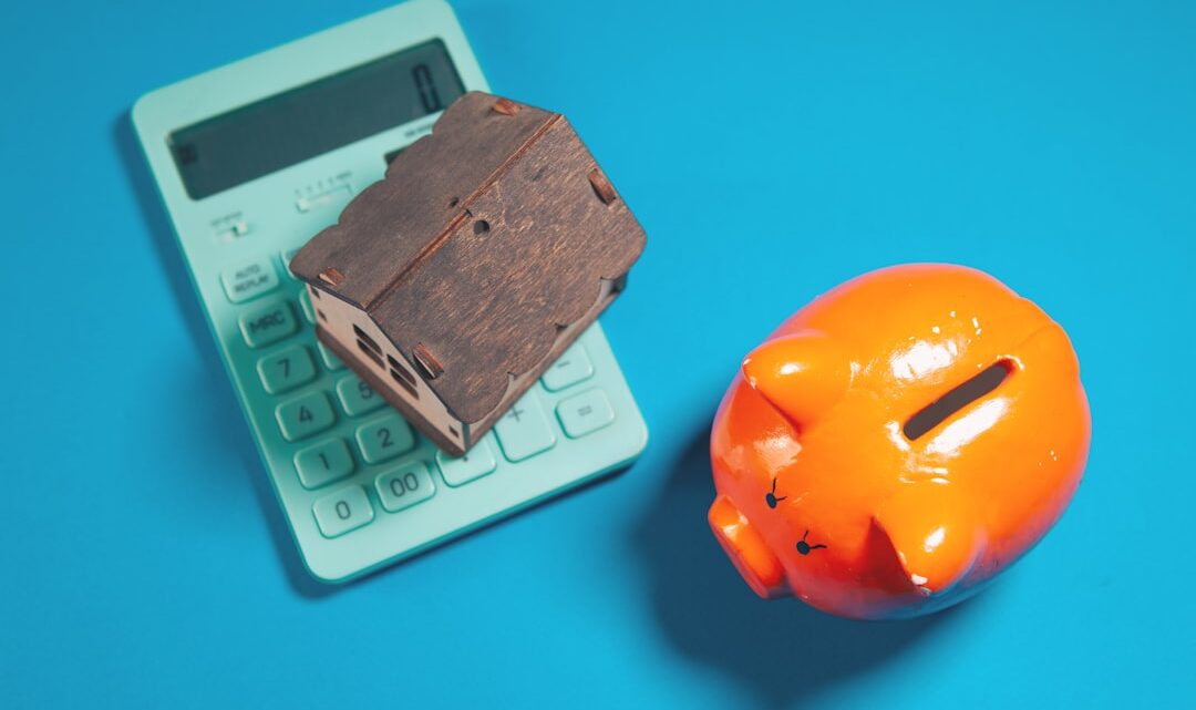 Jak przygotować swoje finanse na zakup drugiego mieszkania (np. na wynajem lub letniego) bez obciążania domowego budżetu?