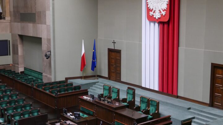 Rozliczenia podatkowe i prawne dla twórców AI (generatywnej sztucznej inteligencji) w Polsce: Jak opodatkować dochody z modeli, promptów i usług AI-based?