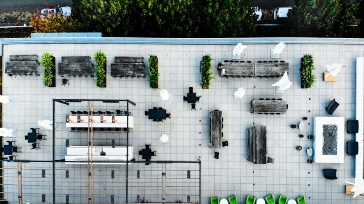 Finansowanie i rozwój projektów z zakresu rolnictwa miejskiego (urban farming) w Polsce: Od przydomowych ogrodów po komercyjne farmy na dachach.