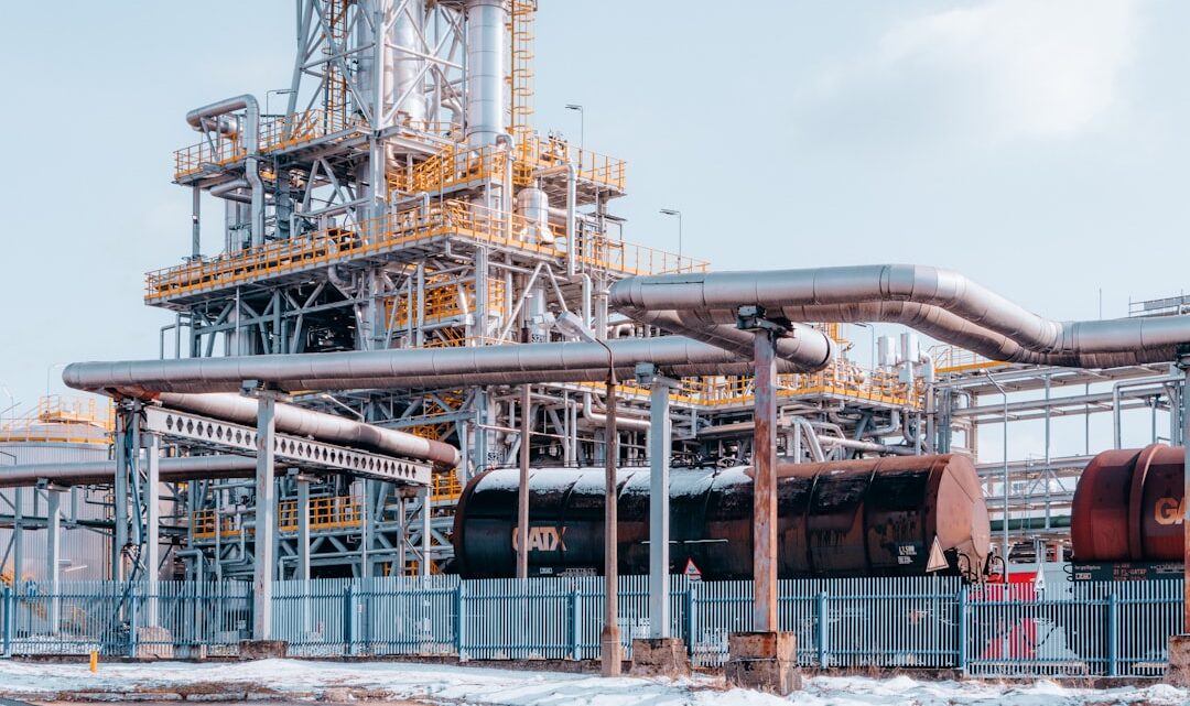 Finansowe implikacje 'deglobalizacji’ i reshoringu dla polskich konsumentów i inwestorów: Jak zmieniają się ceny, dostępność produktów i gdzie szukać nowych szans inwestycyjnych?