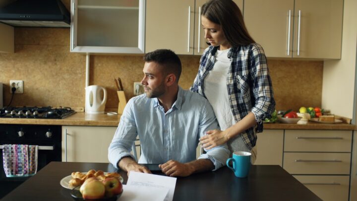 Finansowe korzyści i strategie planowania dla osób świadomie rezygnujących z posiadania dzieci (Childfree): Optymalizacja budżetu, inwestycje i wcześniejsza emerytura.