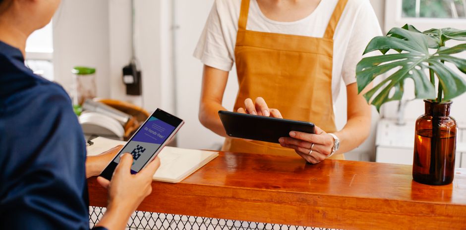 Płatności QR w Polsce poza BLIK – warto w małym biznesie?