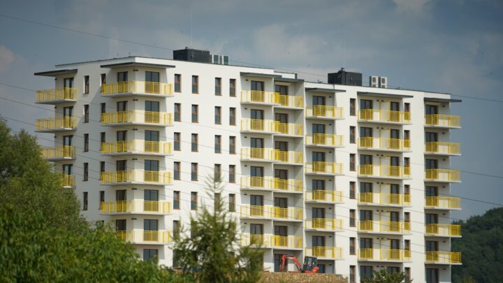 Spółdzielcze własnościowe prawo do lokalu: Finanse, sprzedaż