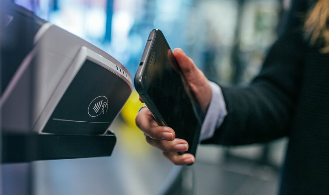 Biometria w finansach: Wygoda czy ryzyko? Poradnik.